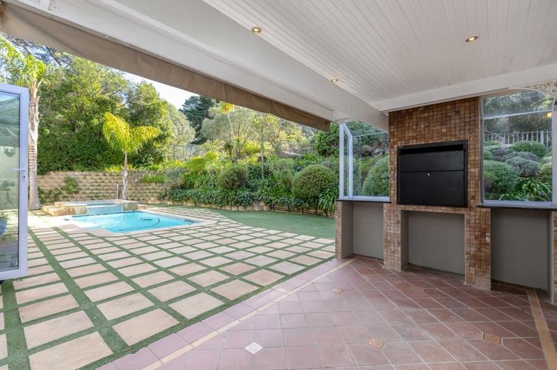 5 Bedroom Property for Sale in Ruyteplaats Western Cape